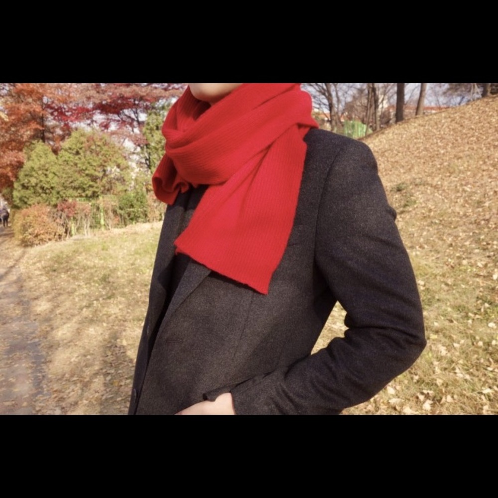 Dark red scarf Korean style